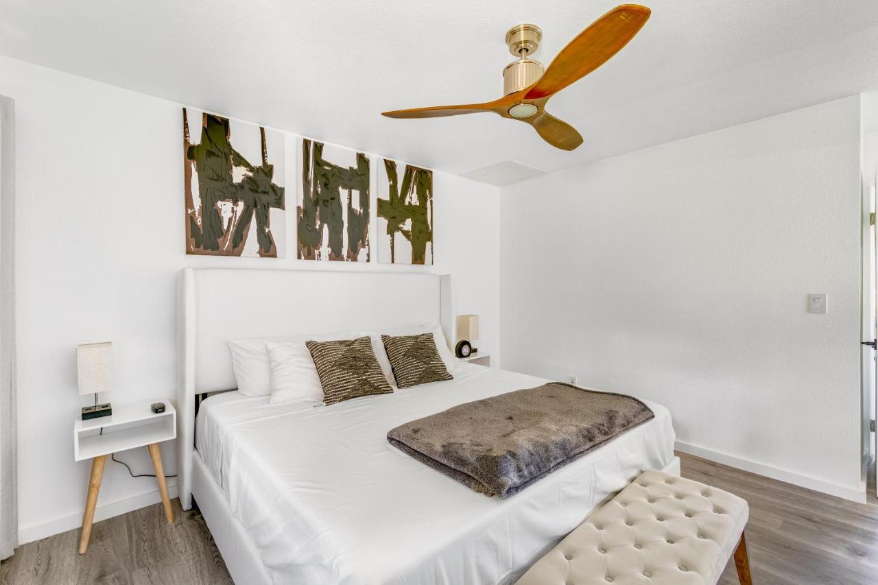 Newly Renovated Condo With Sup Paddle Boards And Golf Clubs Included Kailua-Kona Eksteriør billede